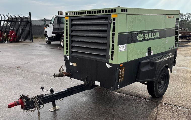 Highway Towable Running Gear Enhanced mobility and convenience.
